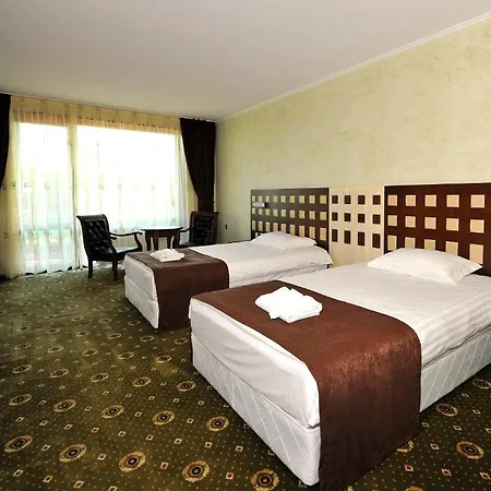 Otel Park Izida