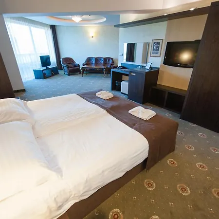 Park Izida 3*